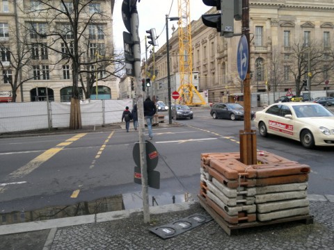 Unter den Linden / Charlottenstr.