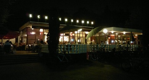 Café Schönbrunn bei Nacht