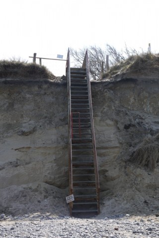 Senkrechter Abstige zum Strand